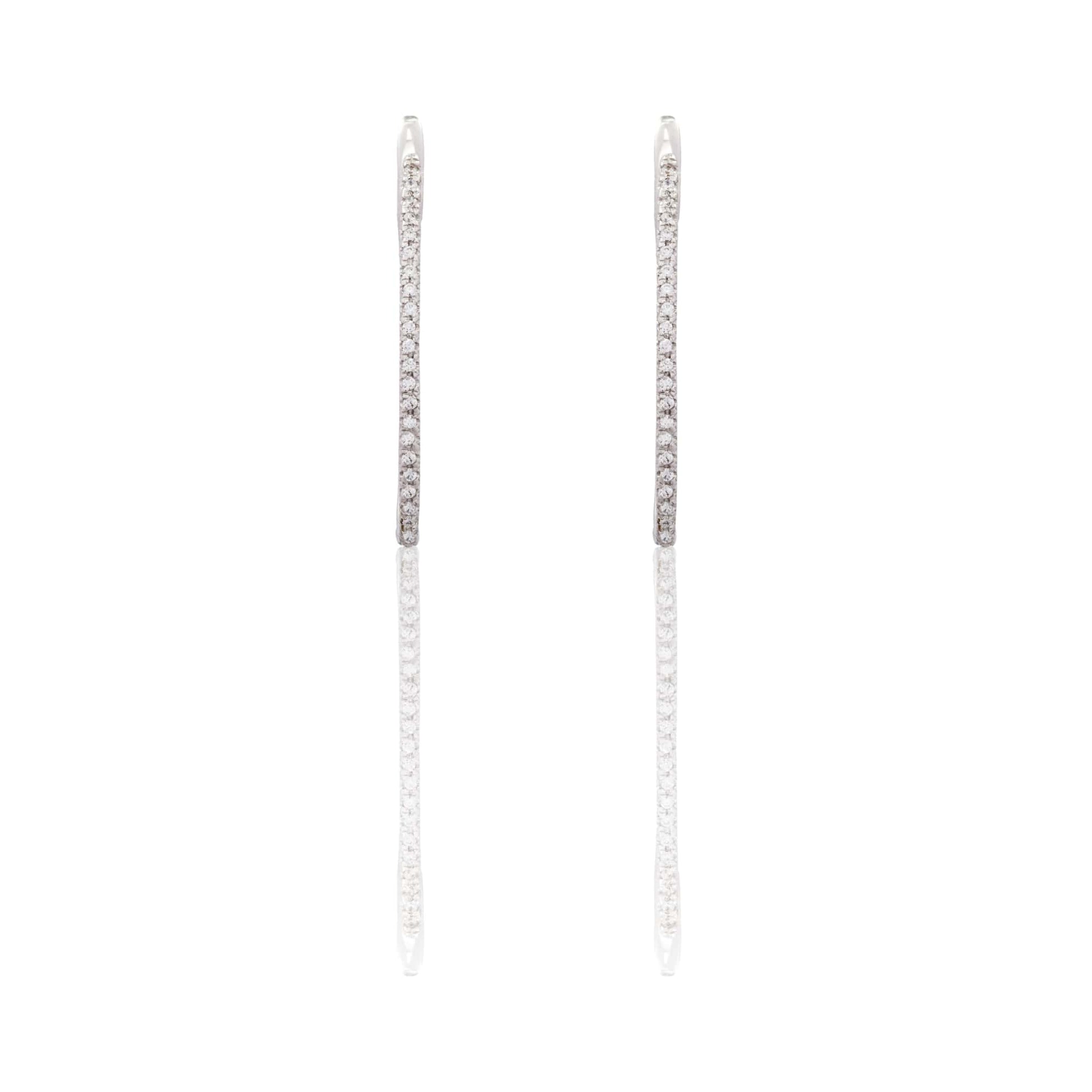Orecchini Oro Bianco Oro 18 carati cerchio pavè Zirconi Bianchi cm. 2 spessore mm. 1
