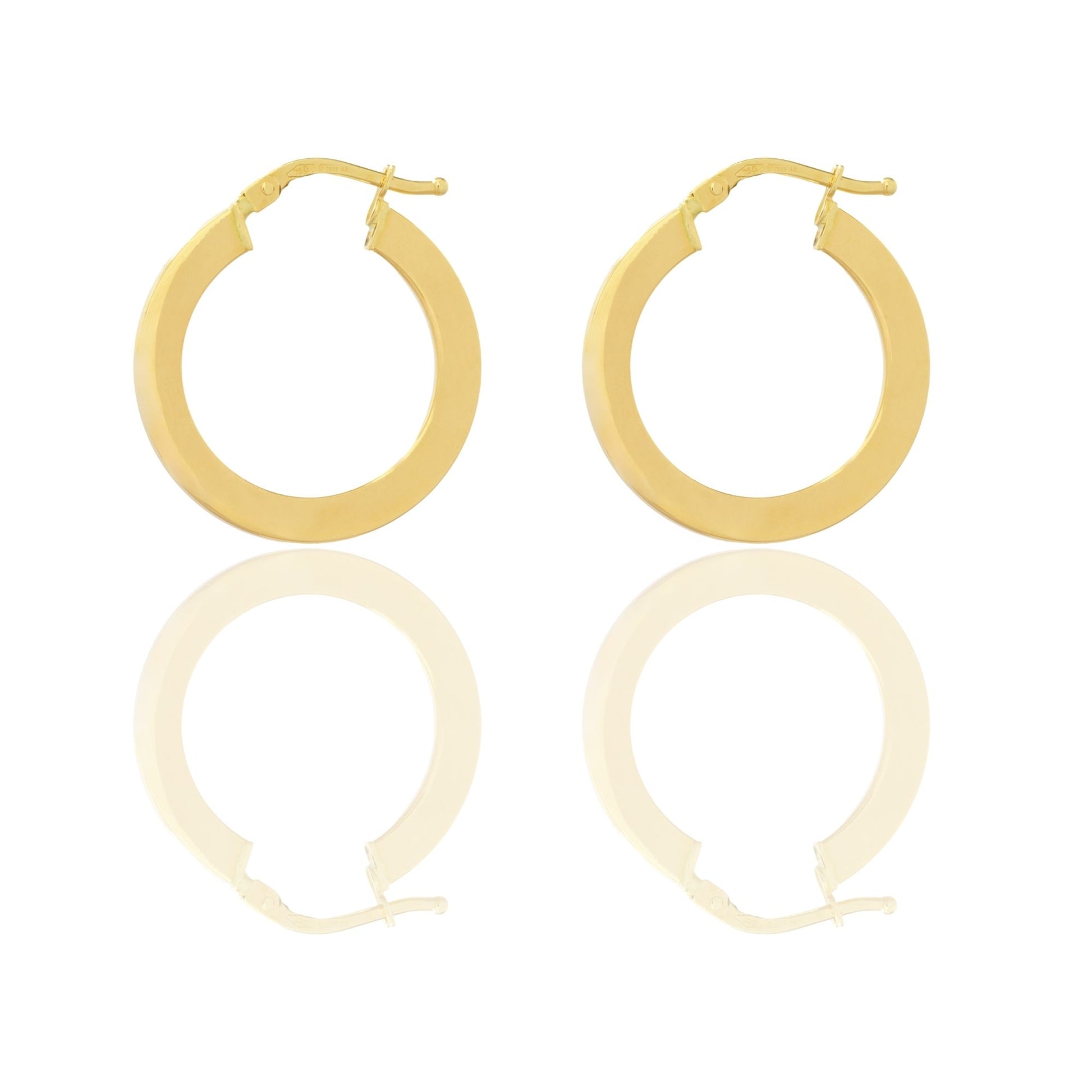 Orecchini Oro Giallo Oro 18 carati Cerchio  Solo Oro Spessore mm. 1.5*3 diametro interno cm.1,5