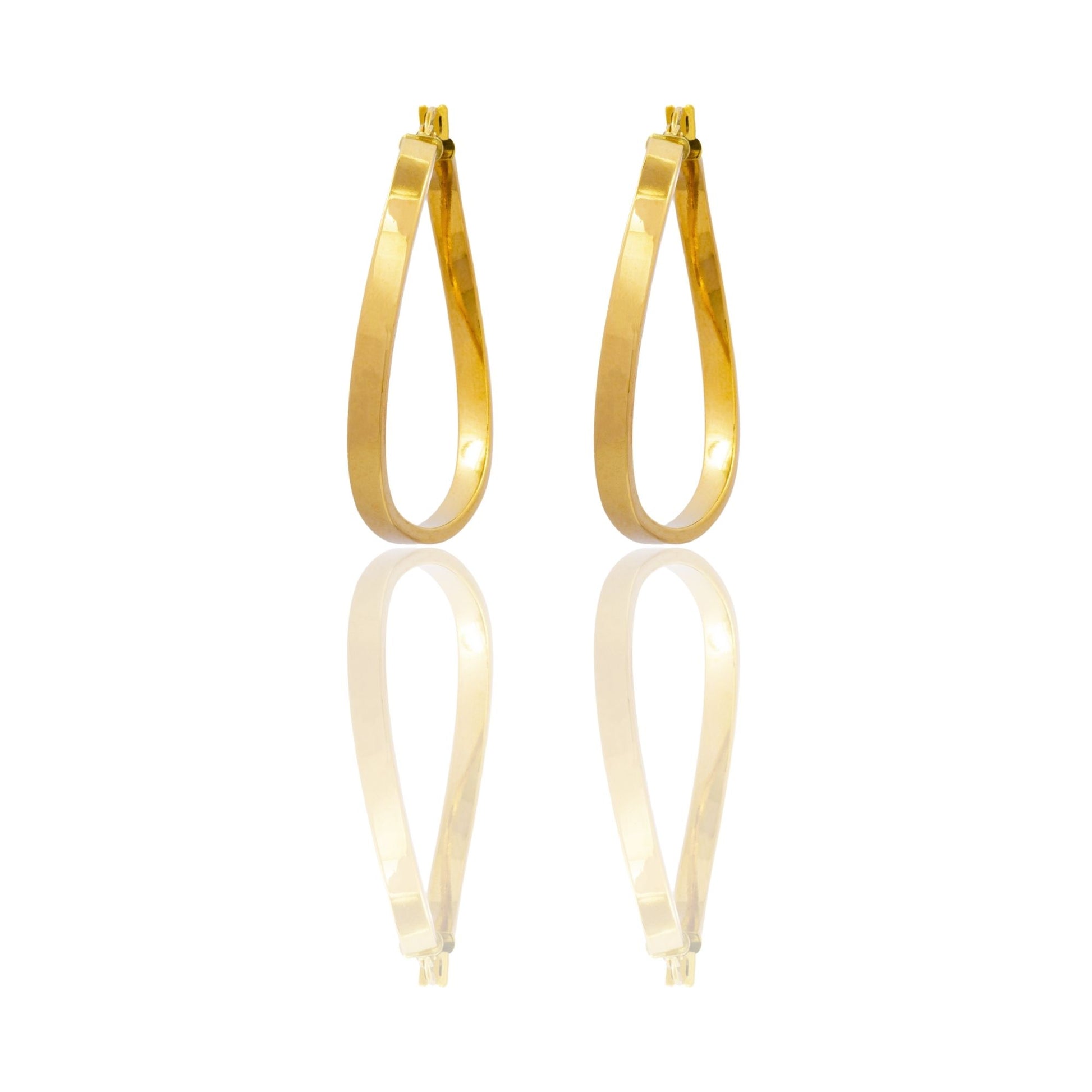 Orecchini Oro Giallo Oro 18 carati Cerchio  Solo Oro Spessore mm. 2.5*1.5 diametro interno cm.3