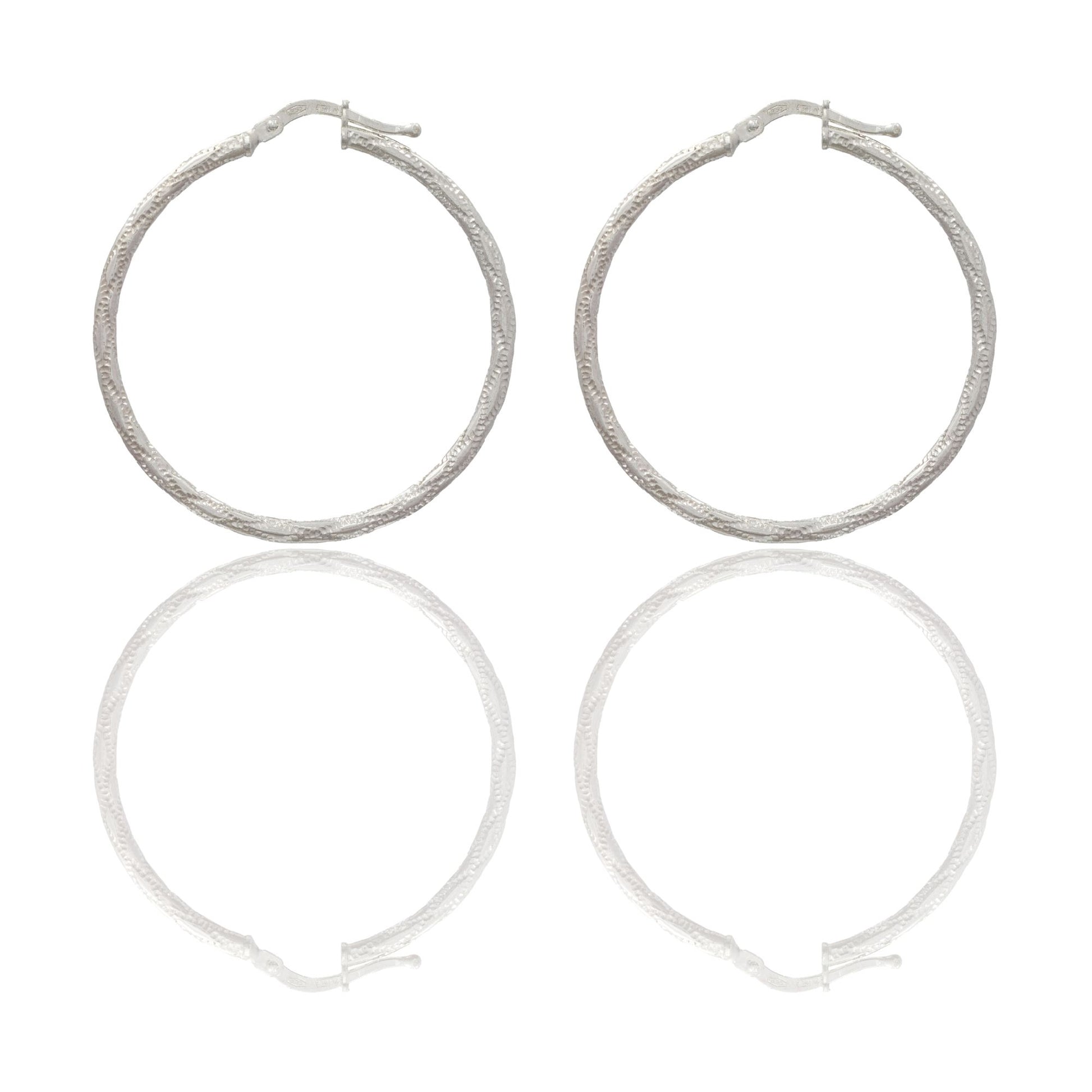 Orecchini Oro Bianco Oro 18 carati Cerchio  Solo Oro Spessore mm. 2 diametro interno cm.3