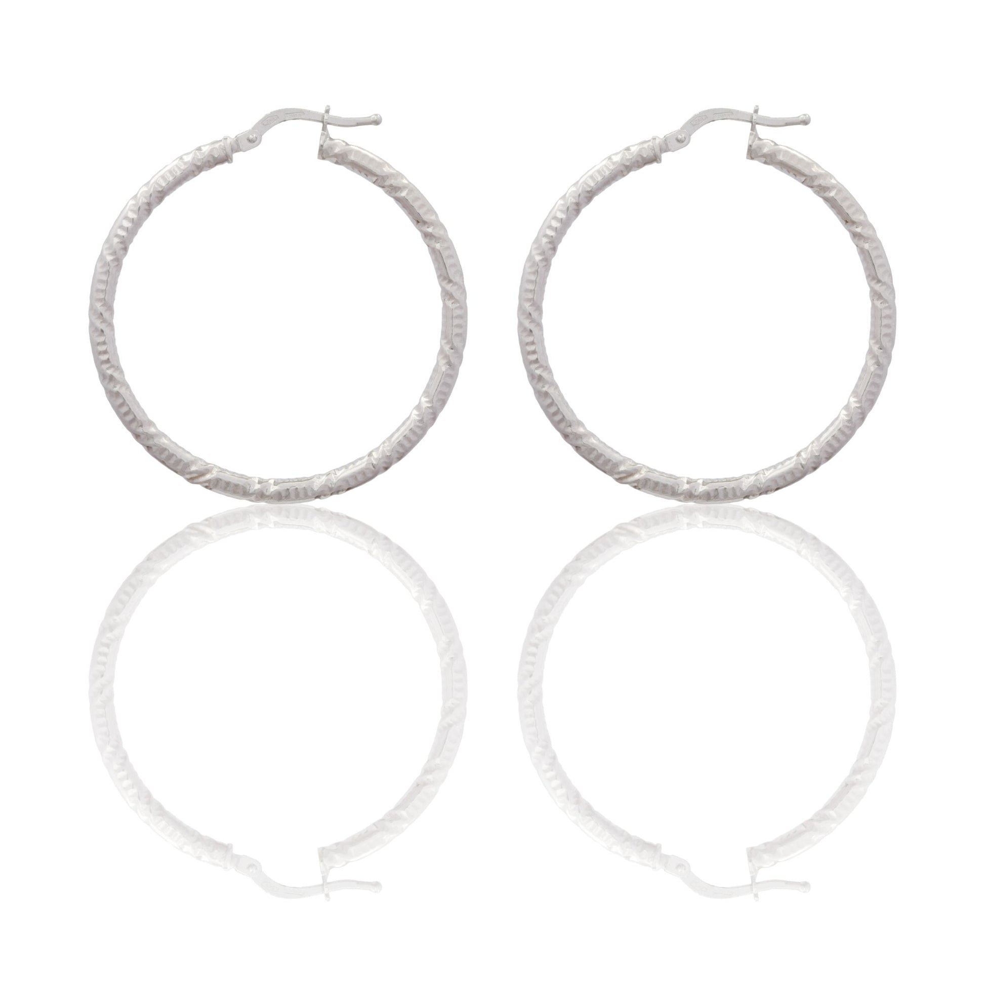 Orecchini Oro Bianco Oro 18 carati Cerchio  Solo Oro Spessore mm. 2,5 diametro interno cm.3