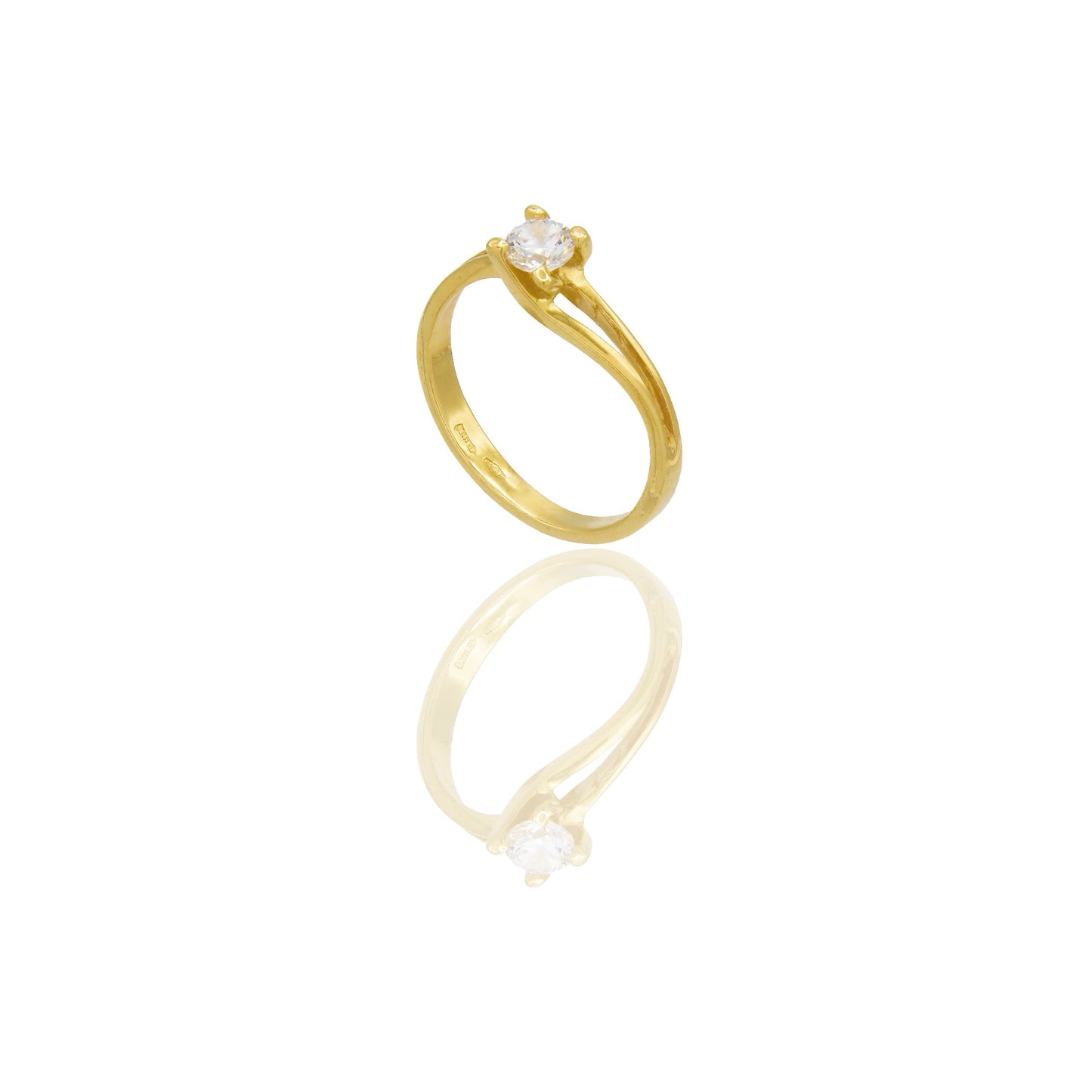 Anello Oro Giallo Oro 18 carati Solitario 4 griffe Zircone Bianco spessore gambo 2,0 mm , spessore pietre 7