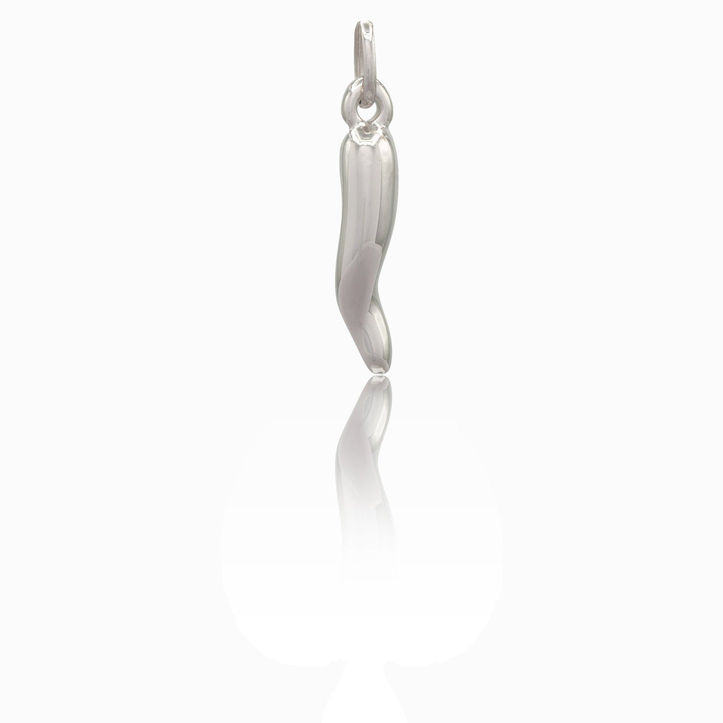 Ciondolo Oro Bianco Oro 18 carati Corno Elettroformato Solo Oro lunghezza cm. 3,5 larghezza cm. 0,6 spessore 5,7 mm