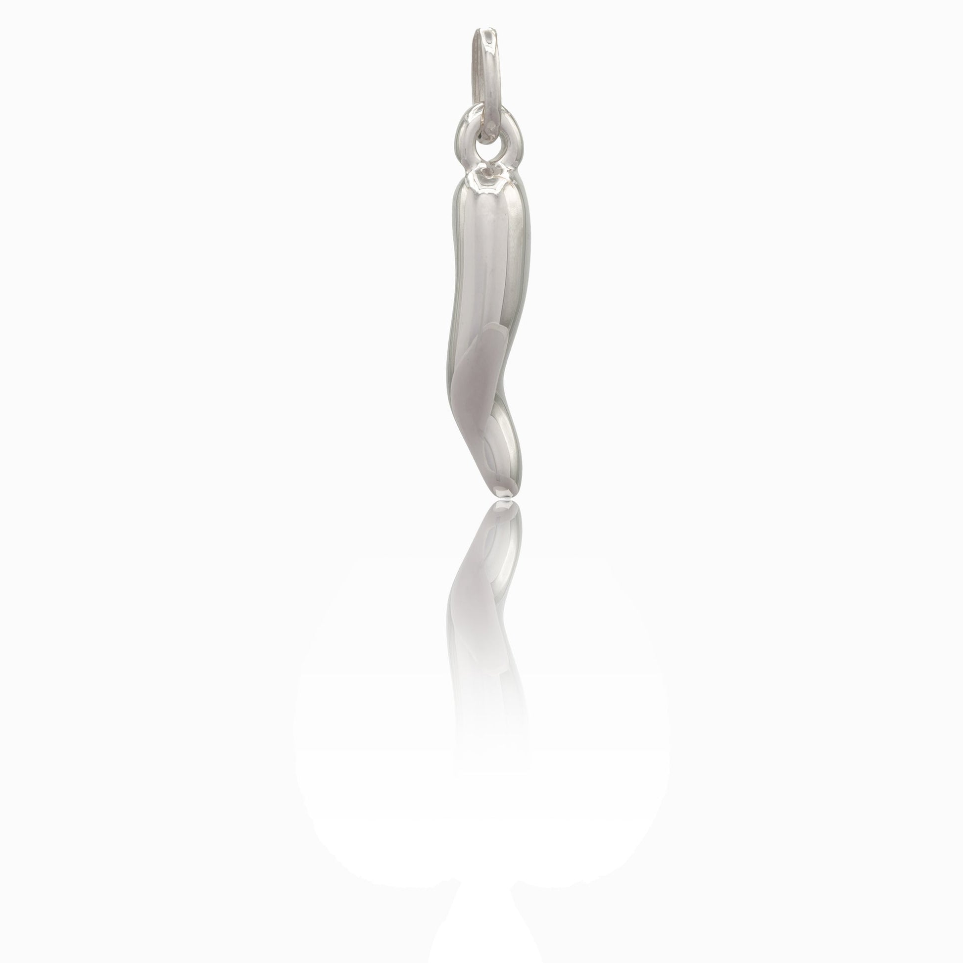 Ciondolo Oro Bianco Oro 18 carati Corno Elettroformato Solo Oro lunghezza cm. 3,5 larghezza cm. 0,6 spessore 5,7 mm