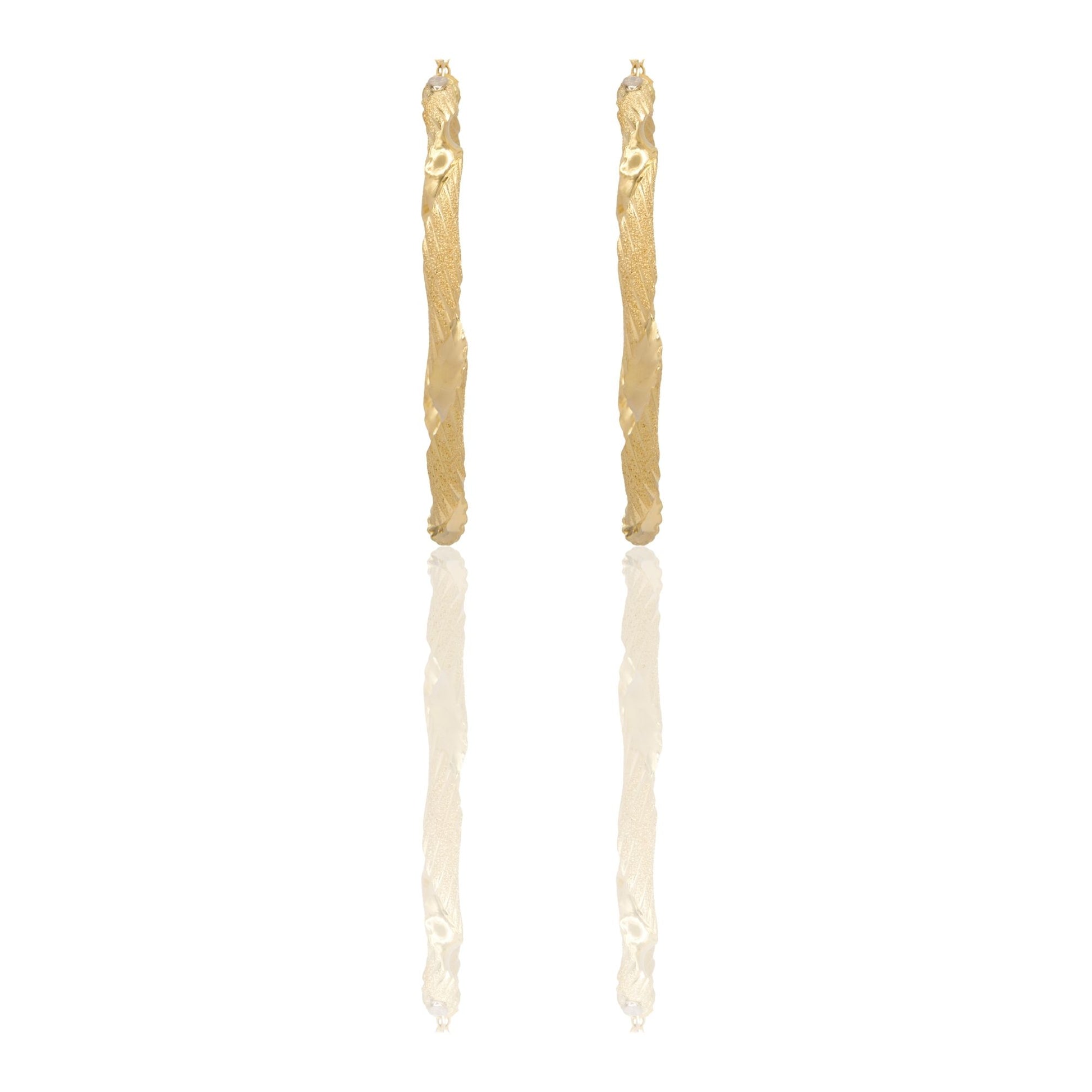 Orecchini Oro Giallo Oro Bianco Oro 18 carati Cerchi Intrecciati Solo Oro Spessore mm.6 diametro interno  cm.6,5