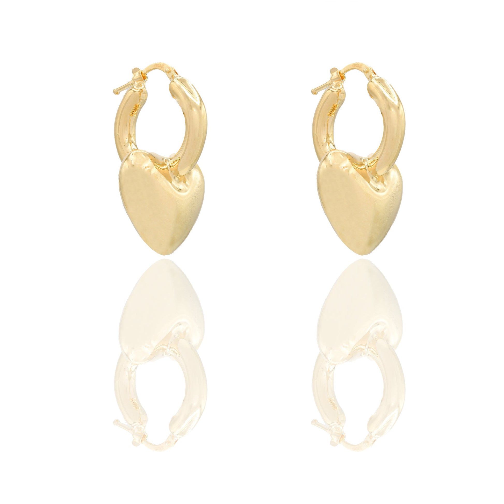 Orecchini Oro Giallo Oro 18 carati Cerchio con Cuore bombato Elettroformato Solo Oro lunghezza cm.3 spessore mm. 8 diametro cm. 1,5