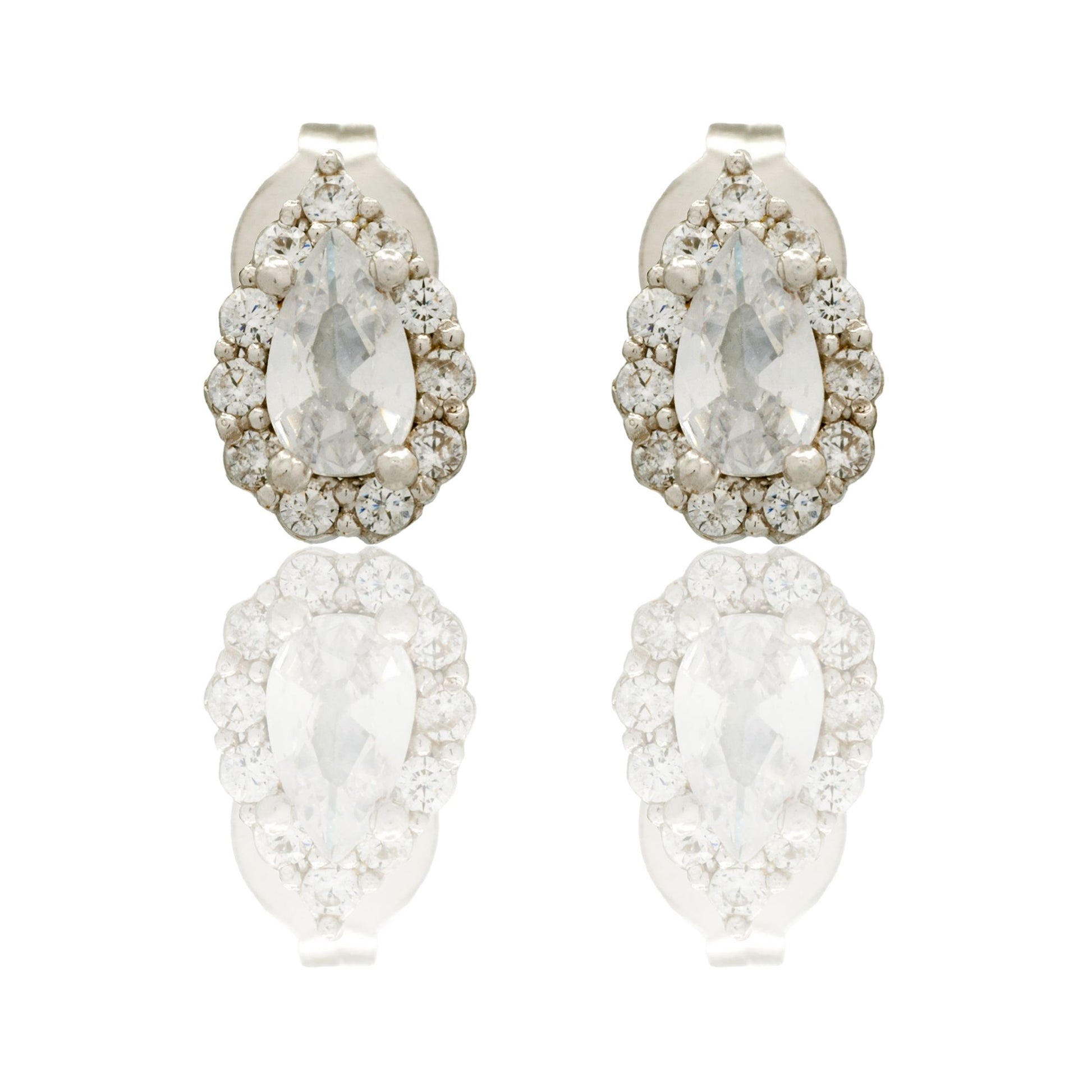 Orecchini Oro Bianco Oro 18 carati Goccia A Lobo Centro E Contorno Zirconi Bianchi